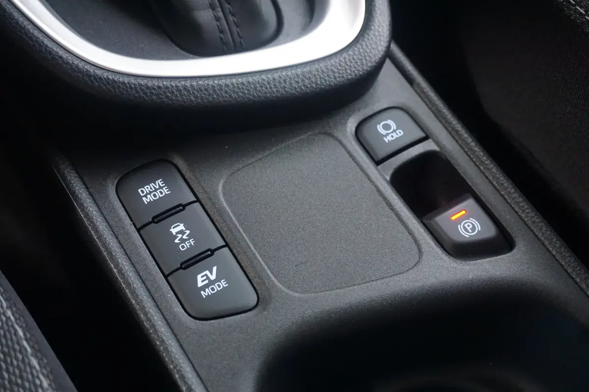 1.5 Hybrid Dynamic | Trekhaak | Clima | Adpative Cruise | Camera | DAB | Keyless | Lichtmetaal |