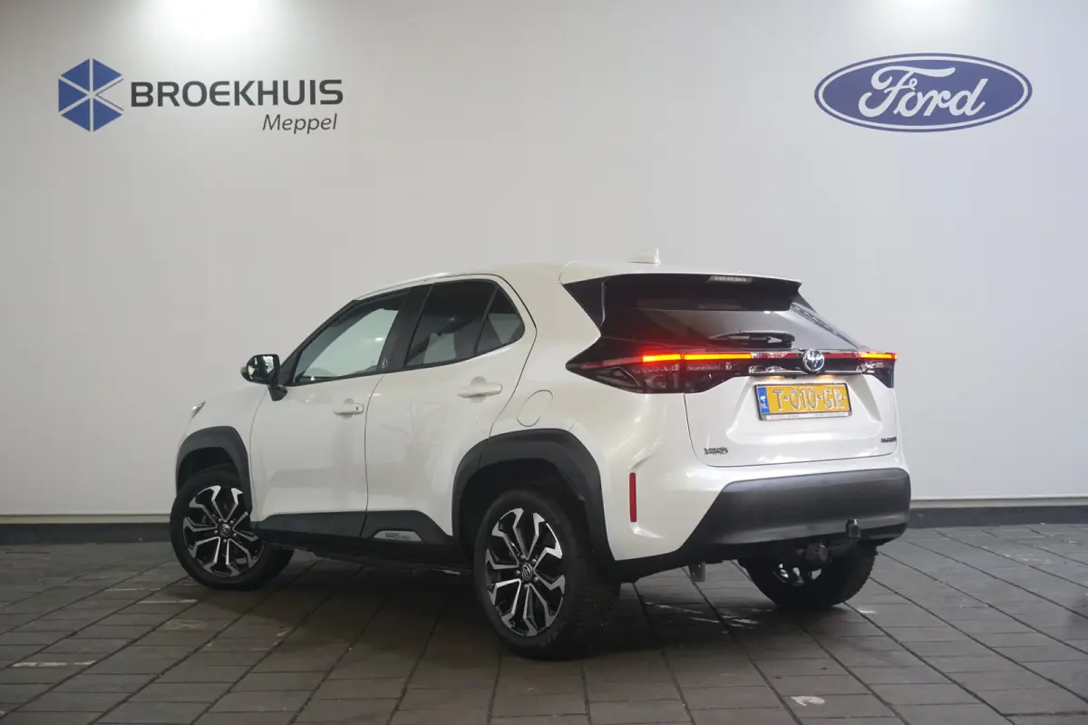 1.5 Hybrid Dynamic | Trekhaak | Clima | Adpative Cruise | Camera | DAB | Keyless | Lichtmetaal |