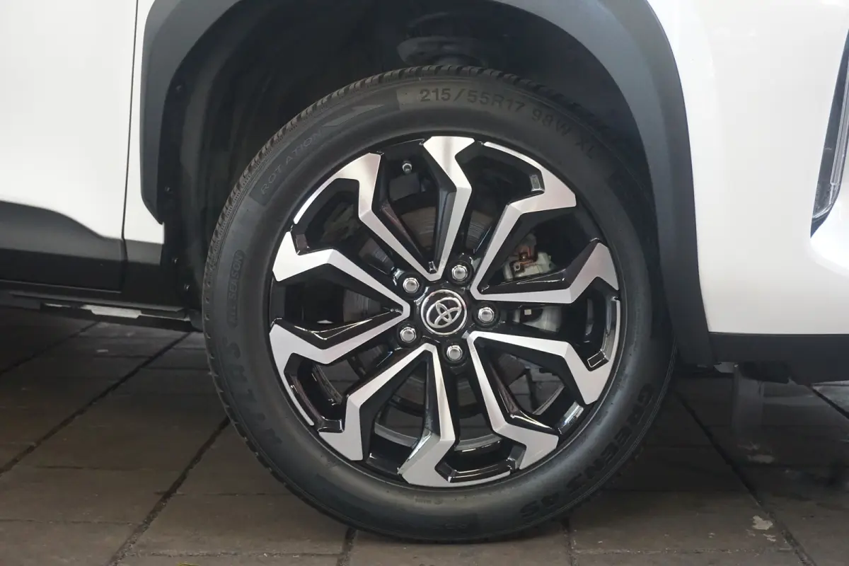 1.5 Hybrid Dynamic | Trekhaak | Clima | Adpative Cruise | Camera | DAB | Keyless | Lichtmetaal |