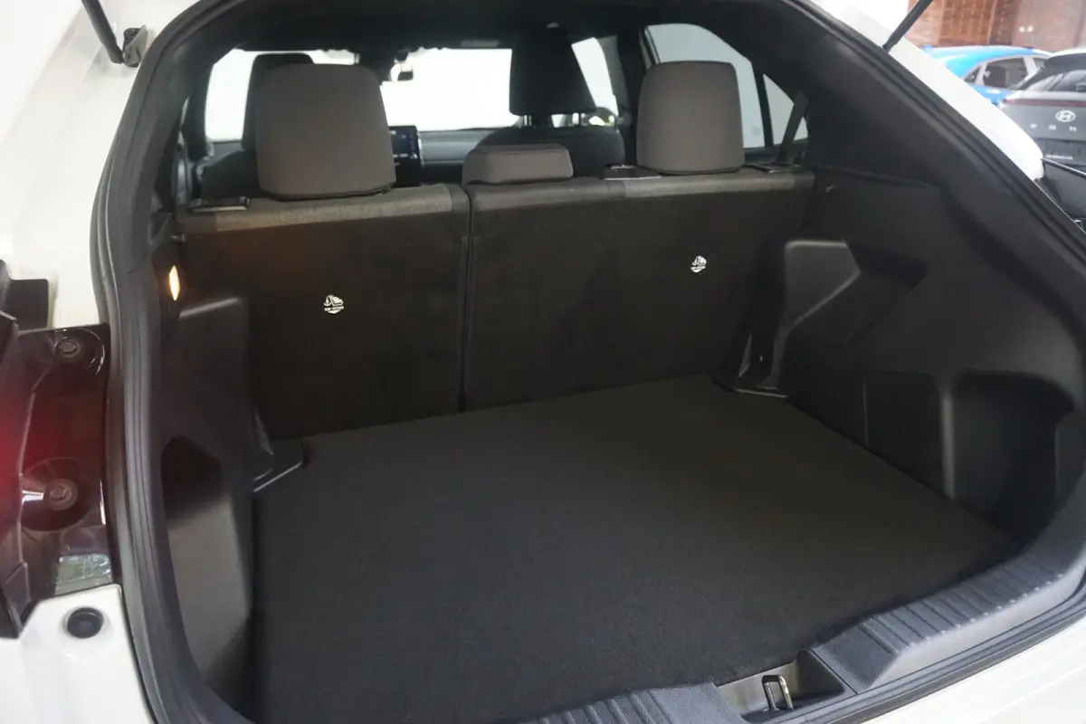 1.5 Hybrid Dynamic | Trekhaak | Clima | Adpative Cruise | Camera | DAB | Keyless | Lichtmetaal |