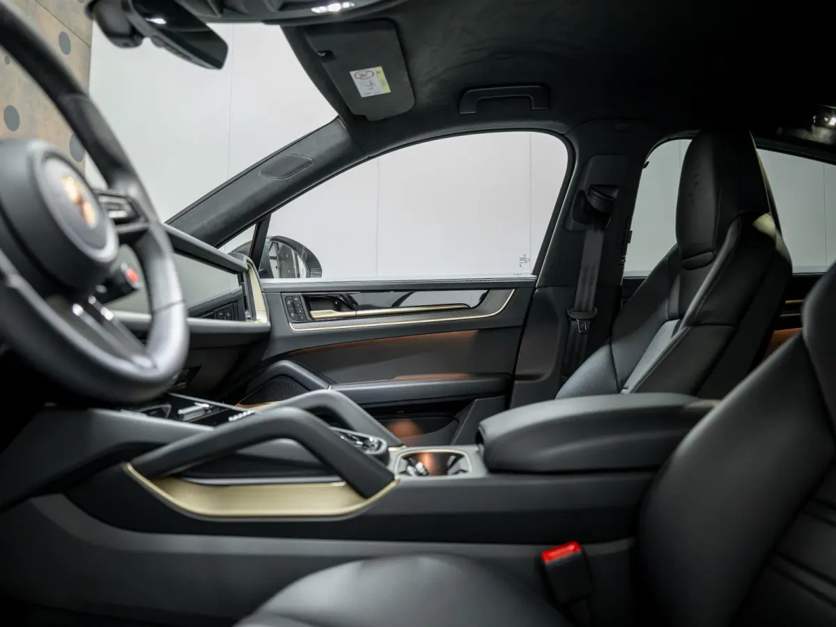 4.0 Turbo E-Hybrid | TECHART | Burmester | Achterasbest. | Carbon | InnoDrive | 18-weg | Bijrijdersdispl. | HUD |