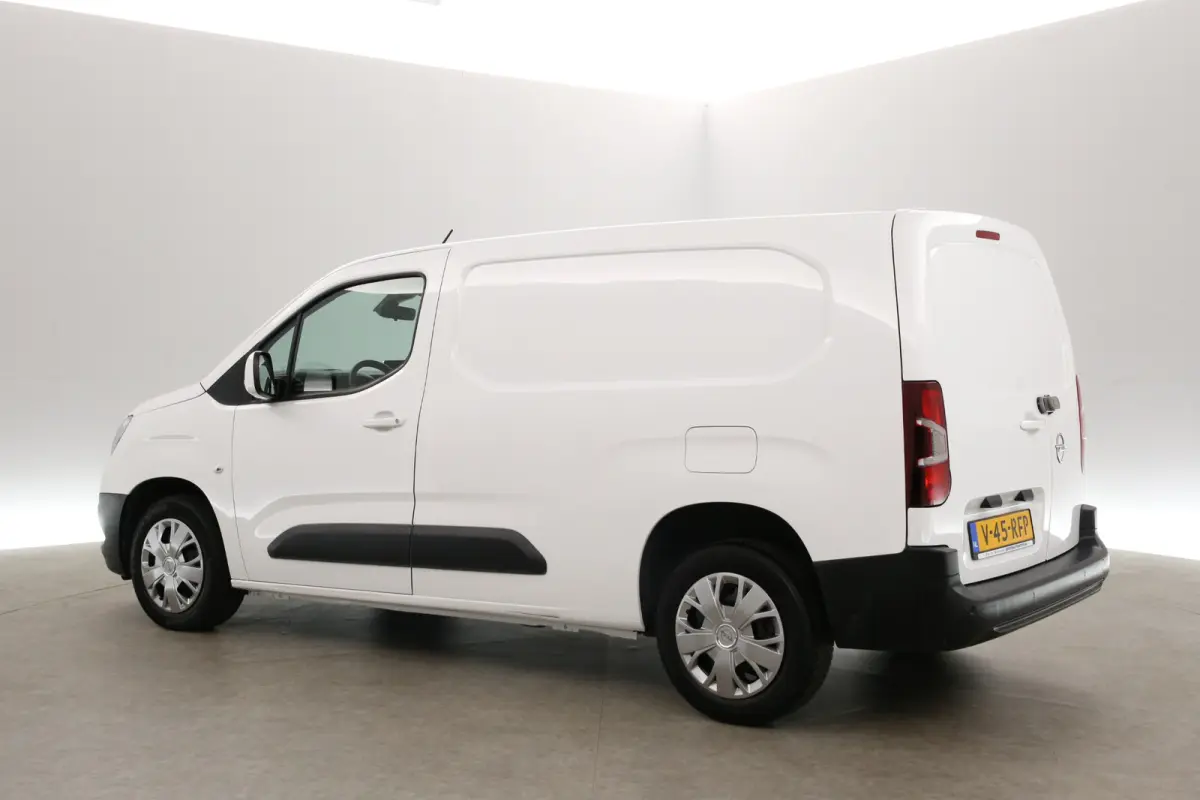1.5D L2H1 130PK | Automaat | Airco | Cruise | Carplay | Parkeersens.