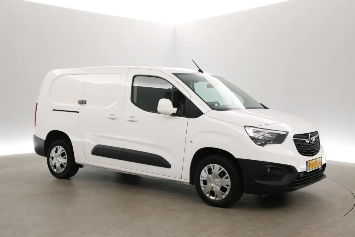 1.5D L2H1 130PK | Automaat | Airco | Cruise | Carplay | Parkeersens.