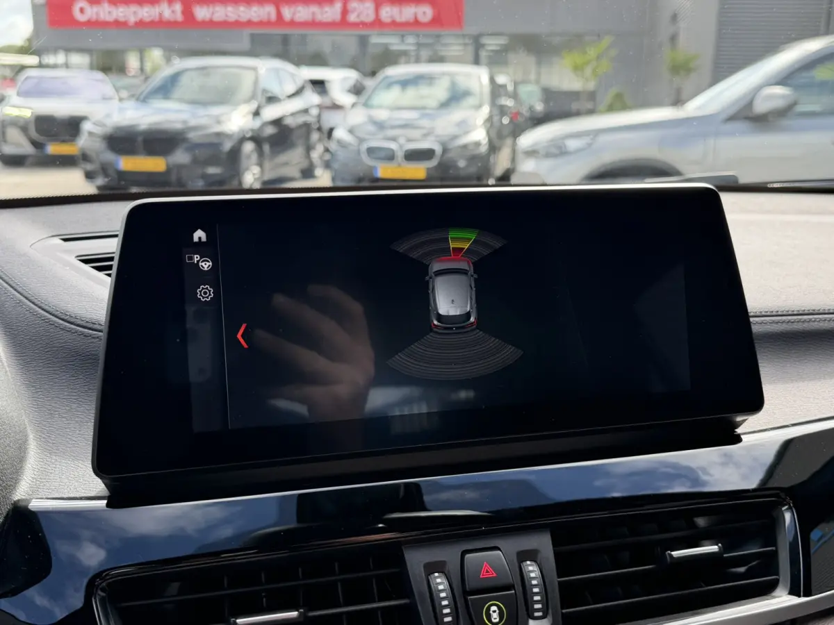 xDrive25e Executive xLine Leder Stoelverwarming Head-Up Display LED Harman-Kardon PDC 18 Inch Garantie t/m 14-05-2028