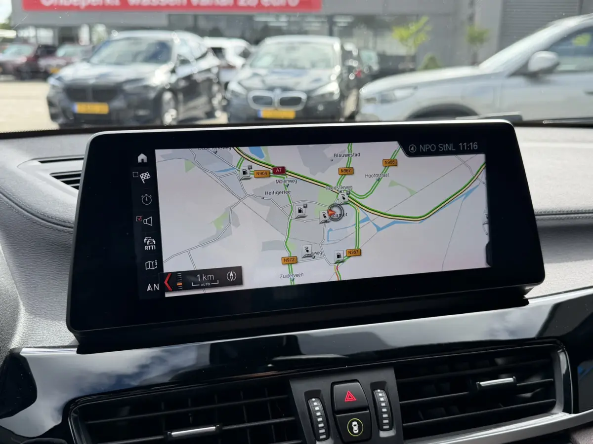 xDrive25e Executive xLine Leder Stoelverwarming Head-Up Display LED Harman-Kardon PDC 18 Inch Garantie t/m 14-05-2028