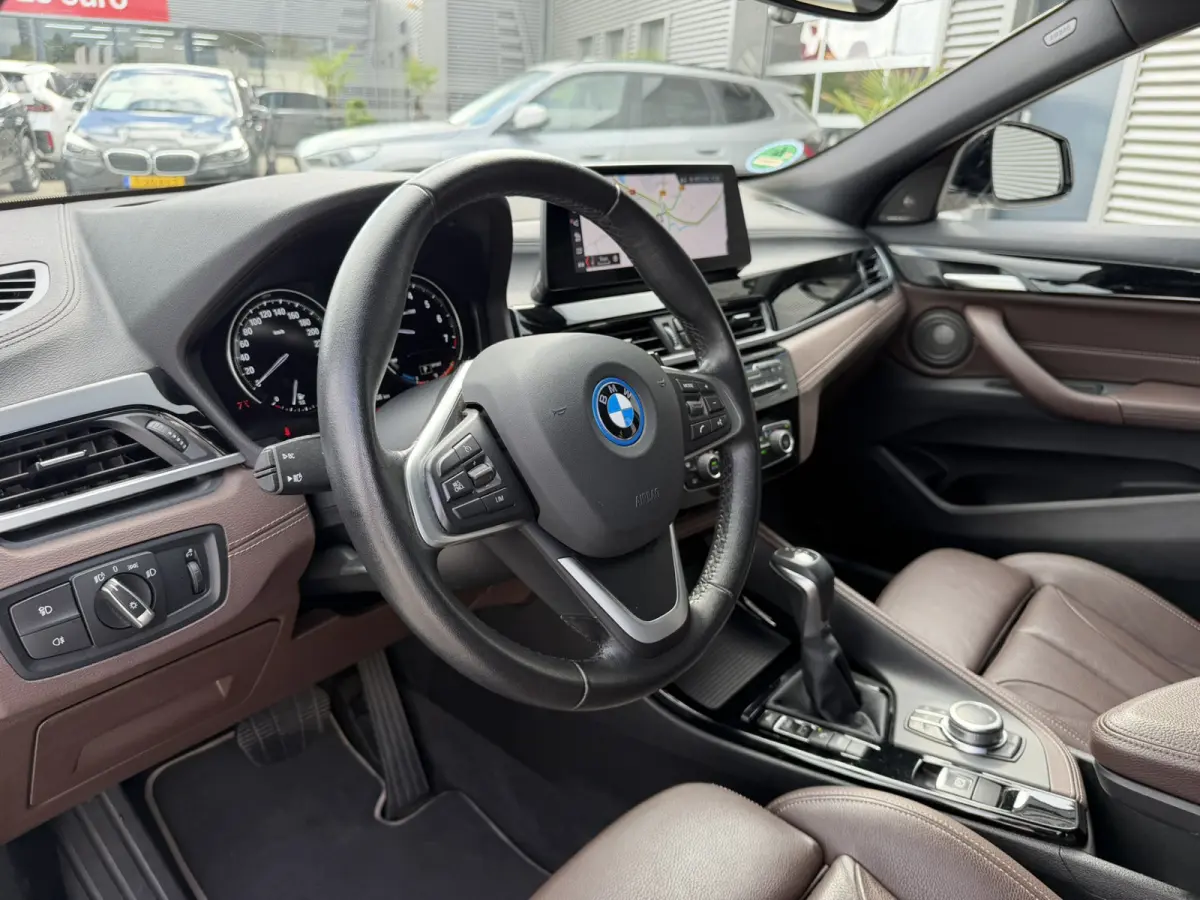 xDrive25e Executive xLine Leder Stoelverwarming Head-Up Display LED Harman-Kardon PDC 18 Inch Garantie t/m 14-05-2028
