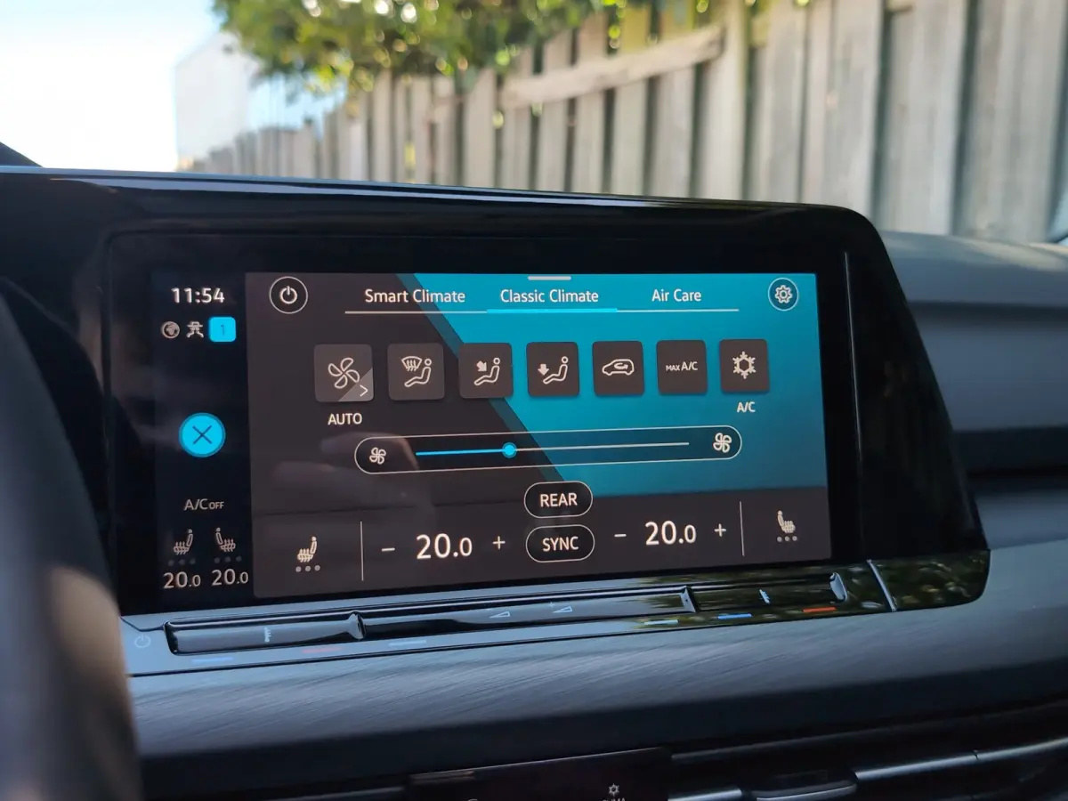 1.5 eTSI Style | PANO DAK | ELEKTR STOEL | ADAPTIVE CRUISE | STOEL / STUUR VERWARMING | FULL LED | CAMERA