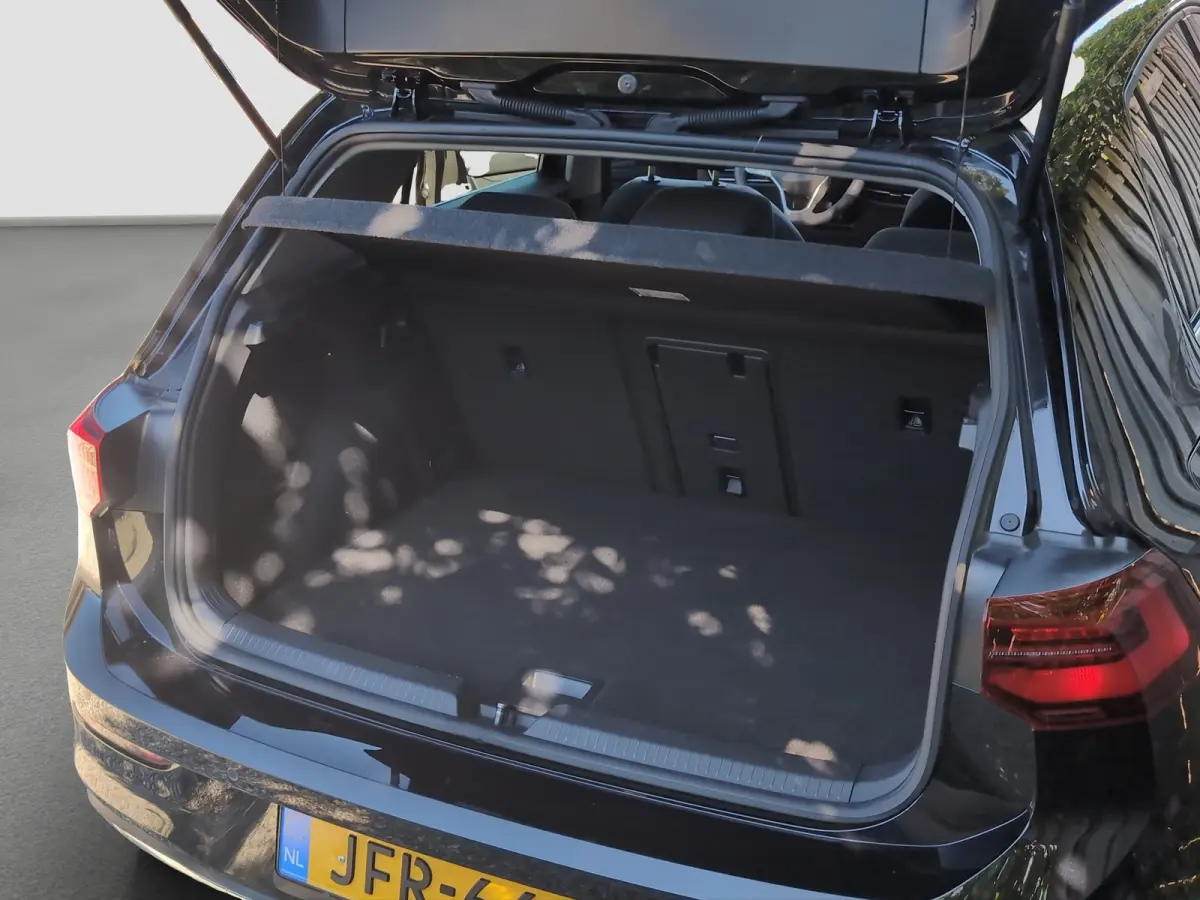 1.5 eTSI Style | PANO DAK | ELEKTR STOEL | ADAPTIVE CRUISE | STOEL / STUUR VERWARMING | FULL LED | CAMERA