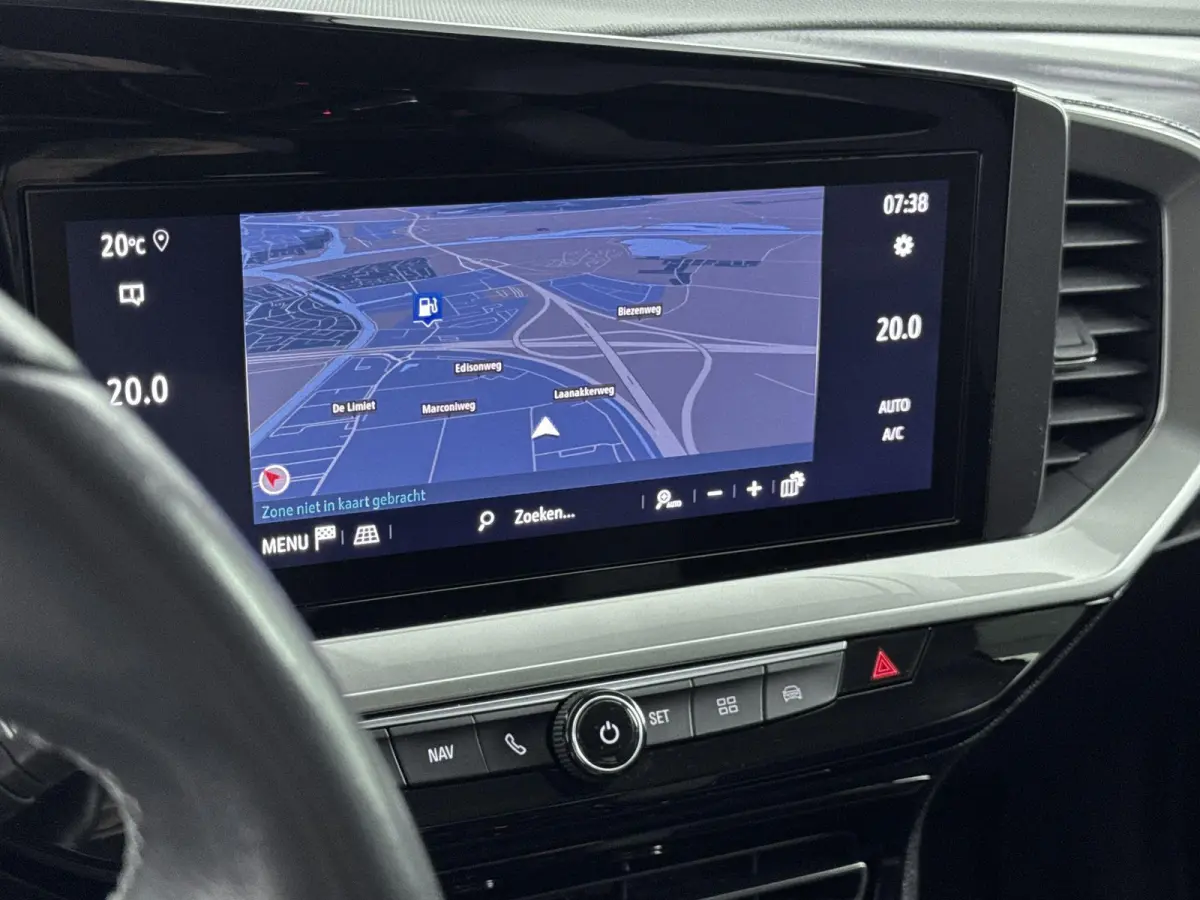 100pk Elegance | Navigatie | Camera | Lichtmetalen velgen | Climate control |