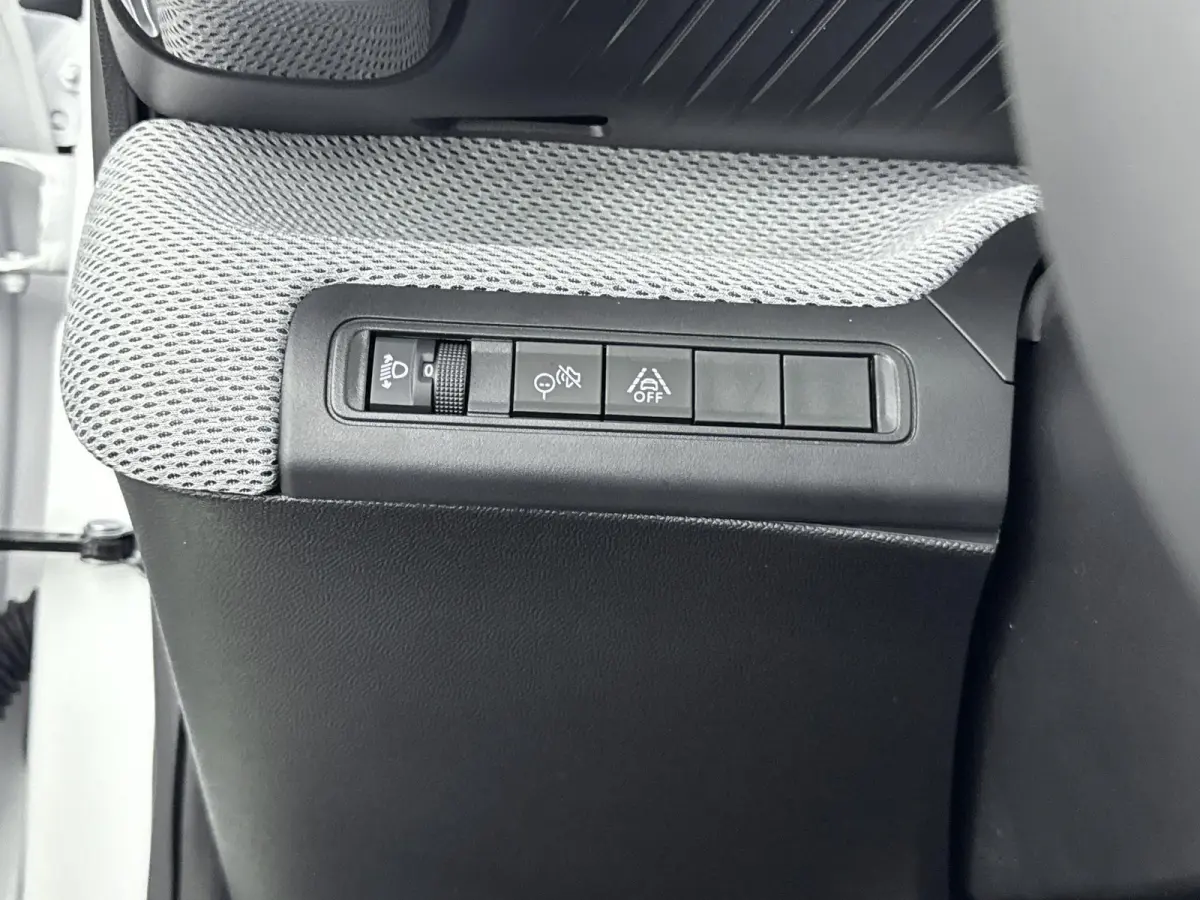 1.2 Hybrid 110pk Plus | Voorraad deal! | Comfort stoelen | Apple CarPlay/Android Auto | Cruise control |