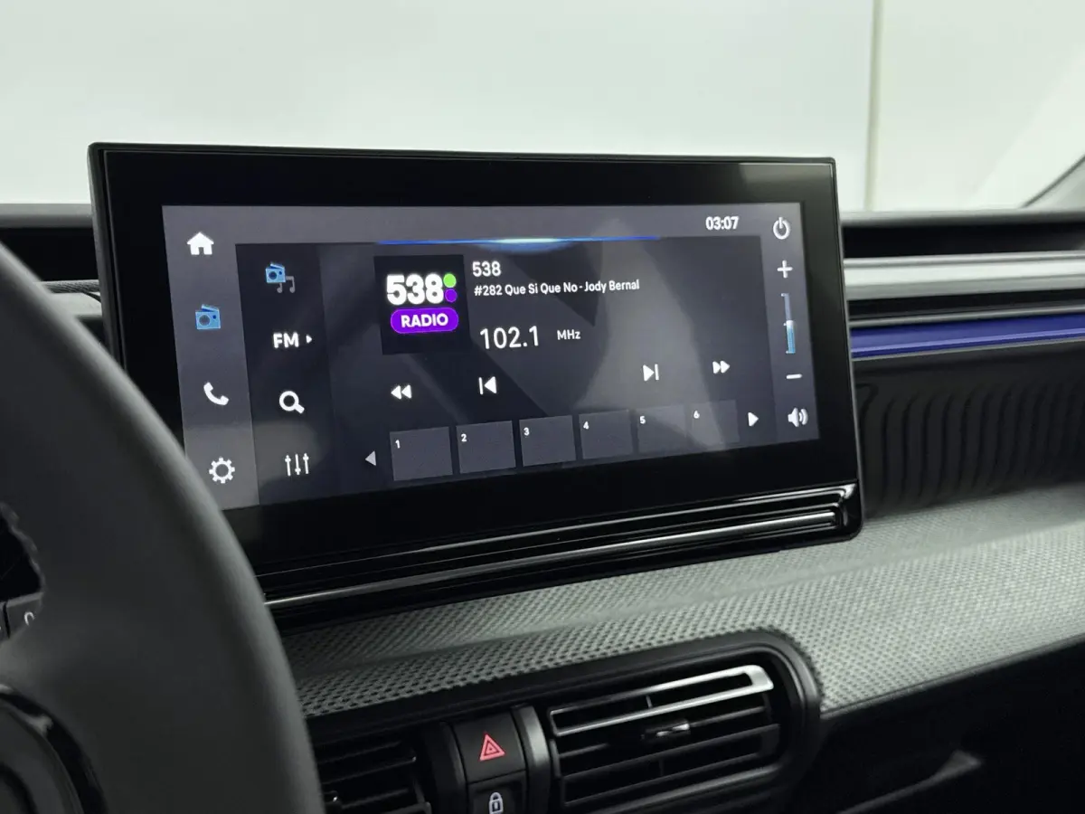 1.2 Hybrid 110pk Plus | Voorraad deal! | Comfort stoelen | Apple CarPlay/Android Auto | Cruise control |