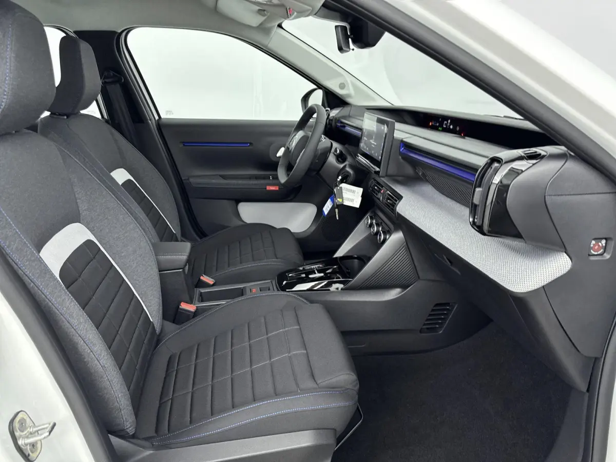 1.2 Hybrid 110pk Plus | Voorraad deal! | Comfort stoelen | Apple CarPlay/Android Auto | Cruise control |