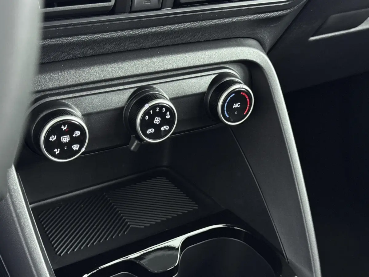 1.2 Hybrid 110pk Plus | Voorraad deal! | Comfort stoelen | Apple CarPlay/Android Auto | Cruise control |
