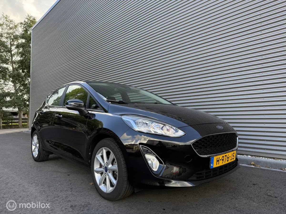 1.0 EcoBoost Connected | Carplay | Airco | Cruise | DAB | Parkeersensor | Isofix | LED | Lichtmetalen velgen