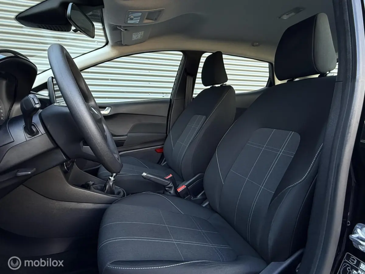 1.0 EcoBoost Connected | Carplay | Airco | Cruise | DAB | Parkeersensor | Isofix | LED | Lichtmetalen velgen