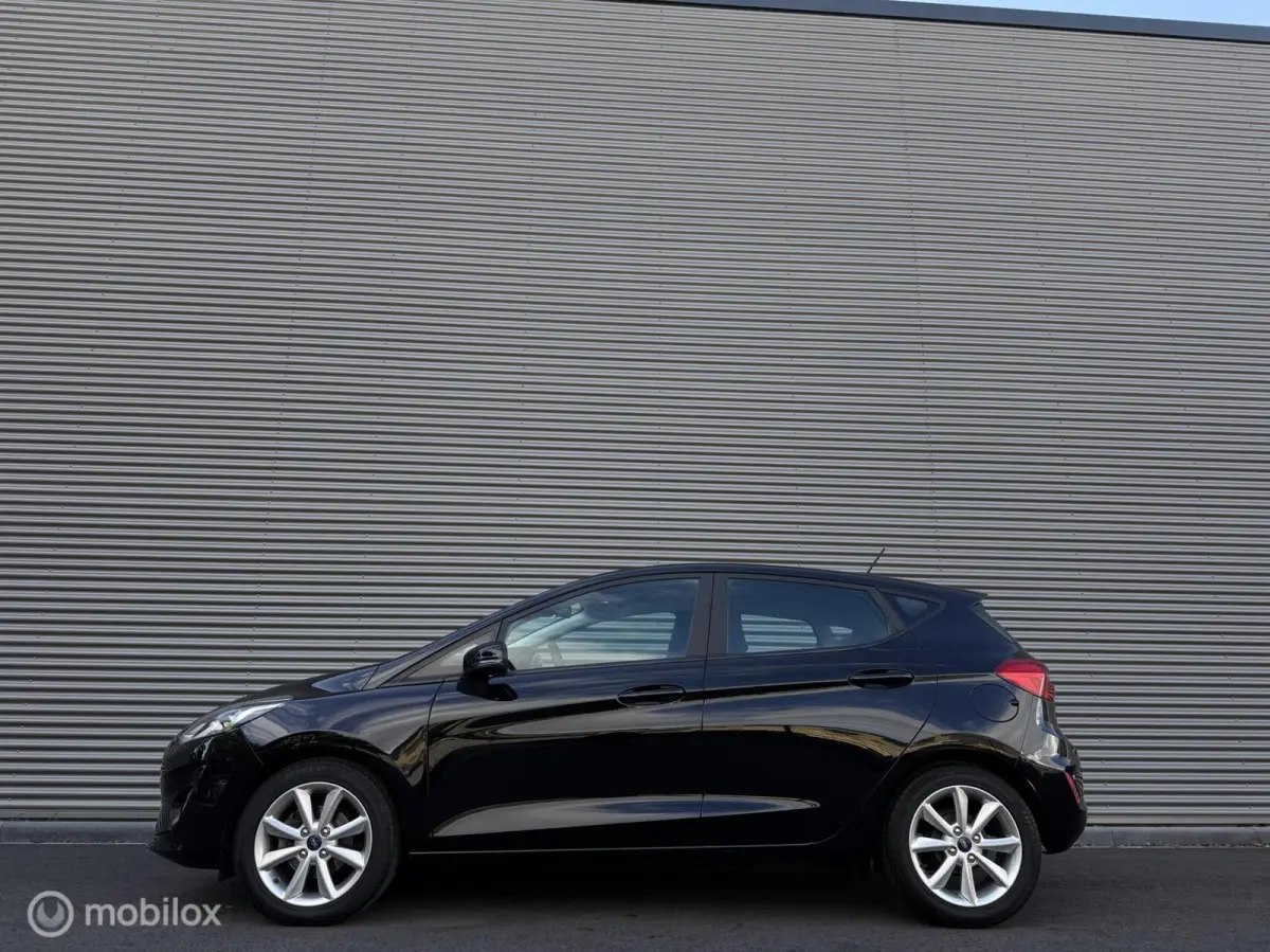 1.0 EcoBoost Connected | Carplay | Airco | Cruise | DAB | Parkeersensor | Isofix | LED | Lichtmetalen velgen