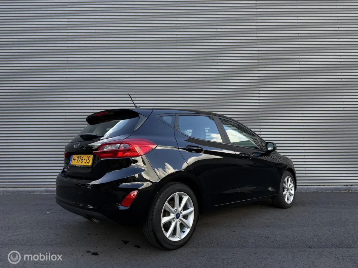 1.0 EcoBoost Connected | Carplay | Airco | Cruise | DAB | Parkeersensor | Isofix | LED | Lichtmetalen velgen