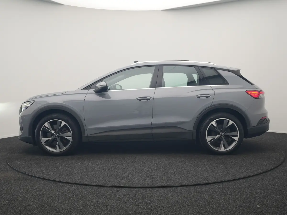 40 Advanced edition 77 kWh 204pk Dealer O.H | SOH 96.6% | Panodak | Adaptive Cruise | Matrix LED | Camera | Sportstoelen Verwarmd | Blis | Sfeerverlichting | Apple Carplay | DAB | Navigatie 