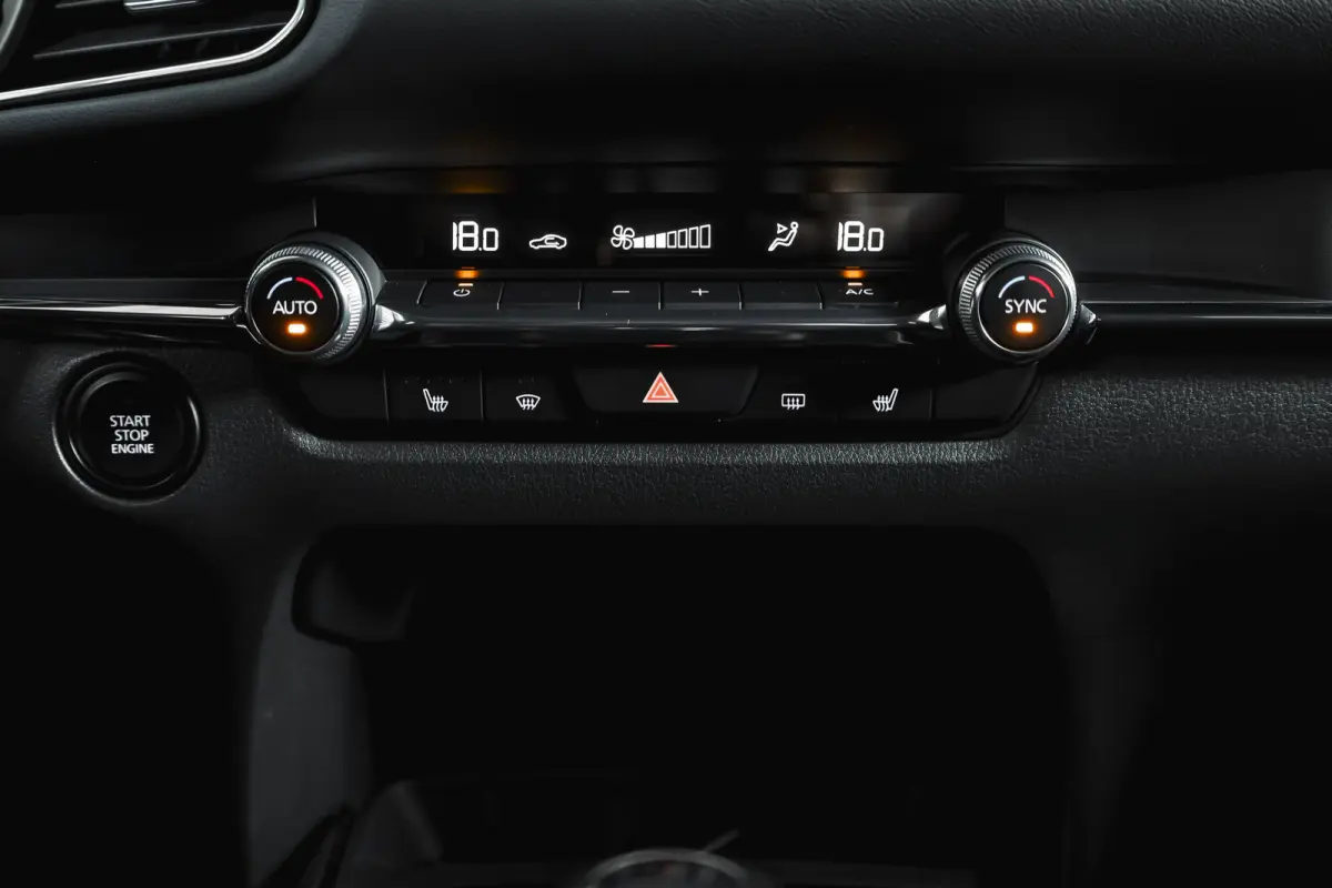 2.0 e-SkyActiv-X 186 PK M Hybrid Homura Orig. NL | Adapt.Cruise | Stoelverw. | Camera | PDC | NAV+App.Connect | Auto.Airco | LM 18" |