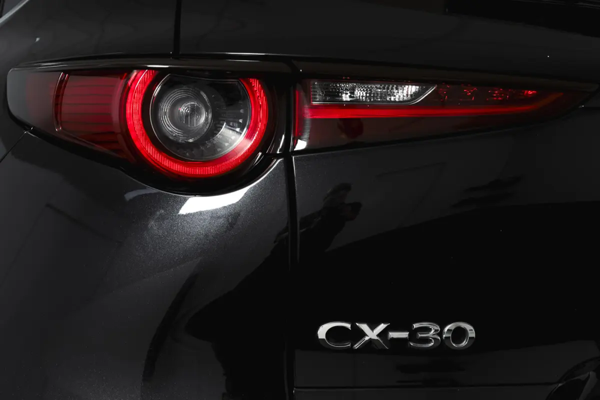 2.0 e-SkyActiv-X 186 PK M Hybrid Homura Orig. NL | Adapt.Cruise | Stoelverw. | Camera | PDC | NAV+App.Connect | Auto.Airco | LM 18" |