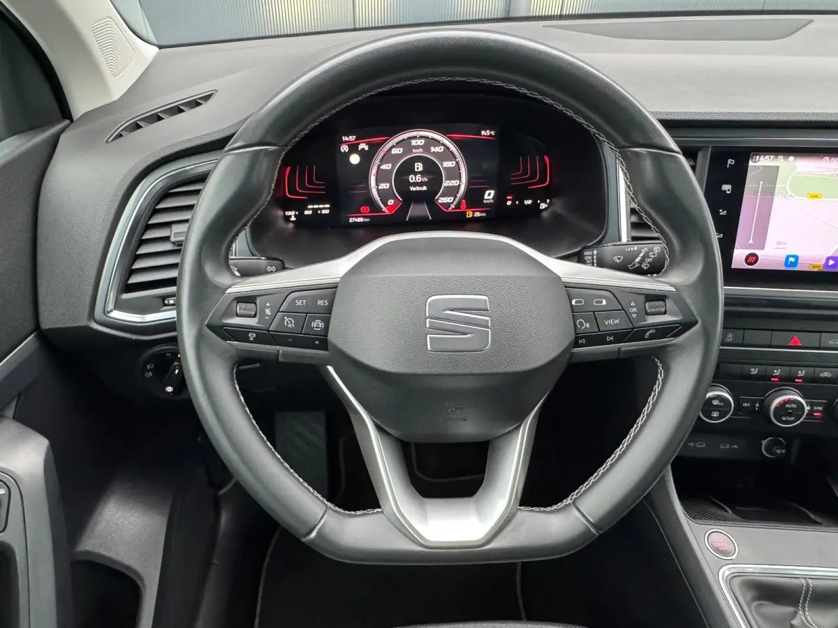 1.0 TSI Style * 27.000KM!!* Navigatie * Camera * Virtual Cockpit * Elek. Achterklep *