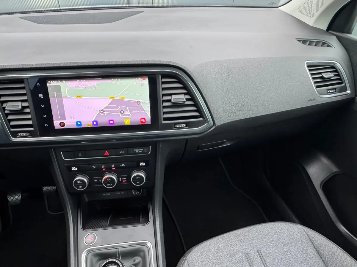 1.0 TSI Style * 27.000KM!!* Navigatie * Camera * Virtual Cockpit * Elek. Achterklep *