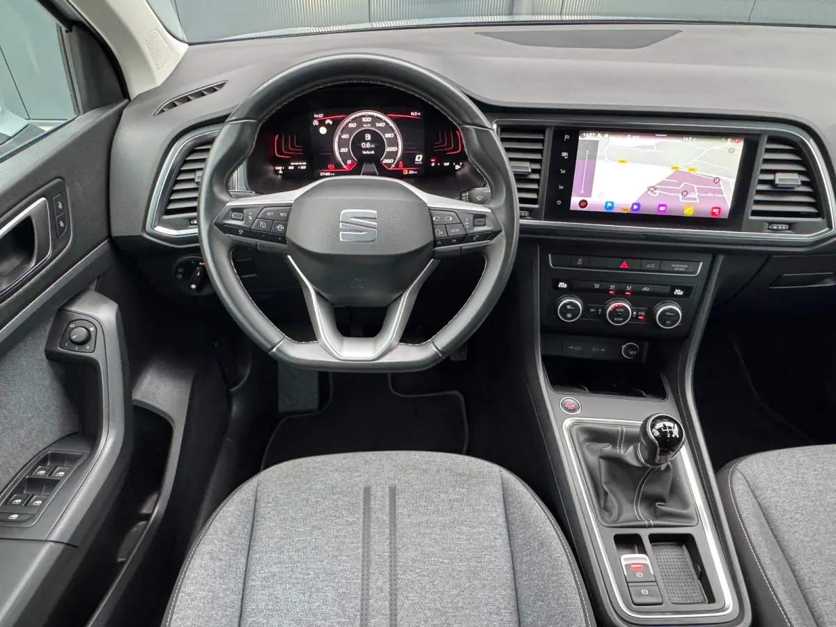 1.0 TSI Style * 27.000KM!!* Navigatie * Camera * Virtual Cockpit * Elek. Achterklep *