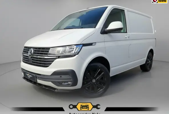 2.0 TDI L1H1 150PK * Trekhaak * Navigatiesysteem * 3-Zits * Parkeercamera * 96.000KM! *
