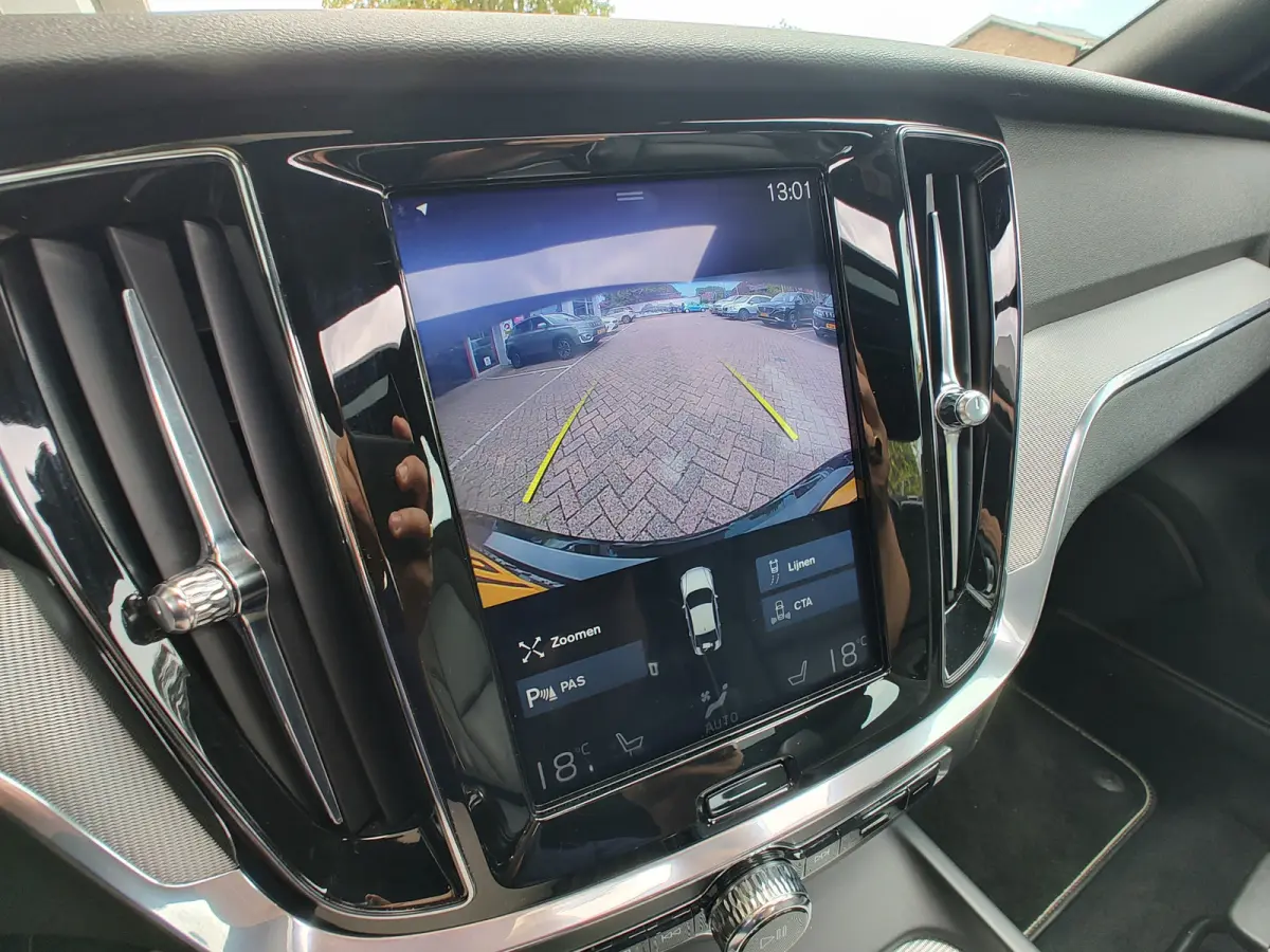 2.0 T4 R-DESIGN AUTOMAAT Lederen sportstoelen | Open dak | Harman Kardon | HUD