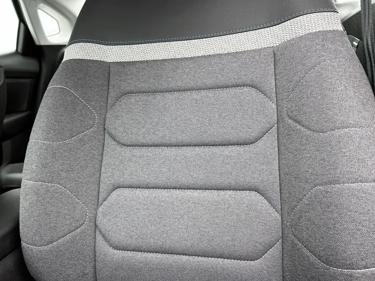 You 50 kWh 136pk | Accu 99% | Lage kilometerstand | Navigatie via Apple Carplay / Android Auto | Achteruitrijcamera | Climate Control | Cruise Control | Parkeersensoren | DAB+ radio | Armste