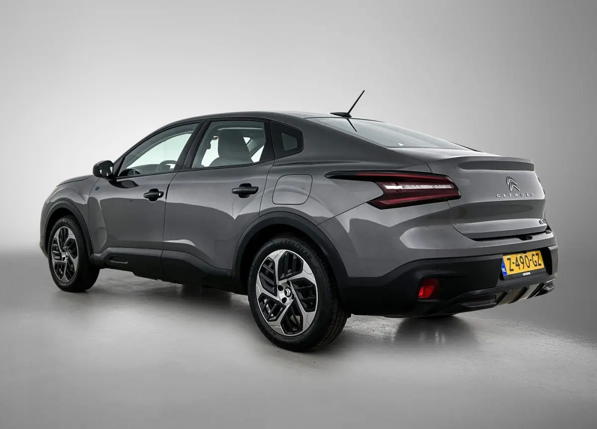 You 50 kWh 136pk | Accu 99% | Lage kilometerstand | Navigatie via Apple Carplay / Android Auto | Achteruitrijcamera | Climate Control | Cruise Control | Parkeersensoren | DAB+ radio | Armste