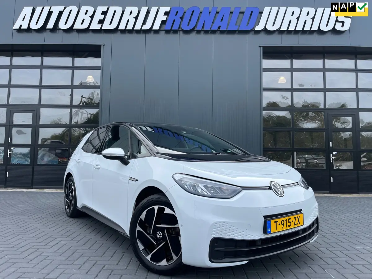 Pro Edition Advantage 58 kWh NL.Auto/Two-tone/Stoelverw./Camera/IQ.Light/1Ste Eigenaar/Dealer Onderhouden