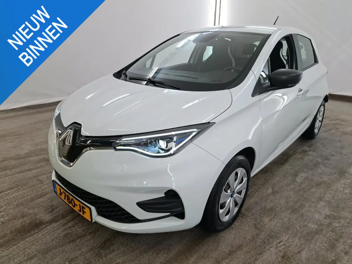 R110 LIFE 52 kWh (87% SOH) I KOOPACCU I NAVIGATIESYSTEEM I P-SENSOREN I CLIMATE CONTROL
