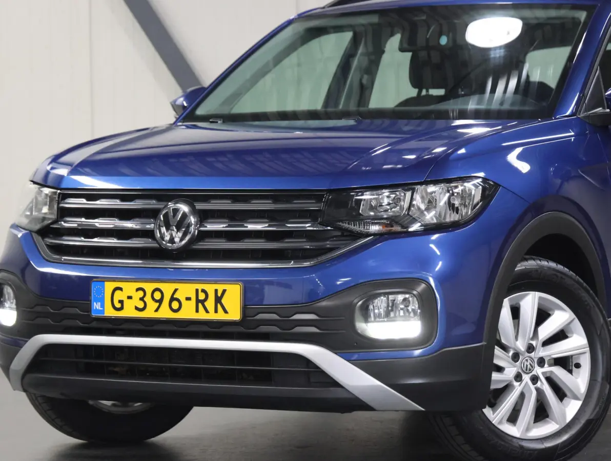 1.0 TSI Life | 2de eigenaar | Airco | Adaptief Cruise Control | Armsteun | AppleCarPlay/AndroidAuto | Navigatie | LED | Isofix | DAB Radio | Dodehoek Detectie |