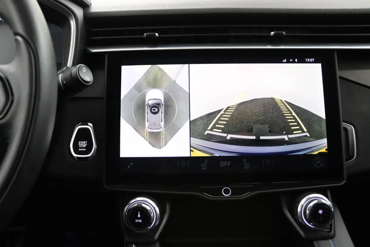 1.5*PLUG-IN*NAVI*PANO*CAM*ACC*CARPLAY*ECC*LED*