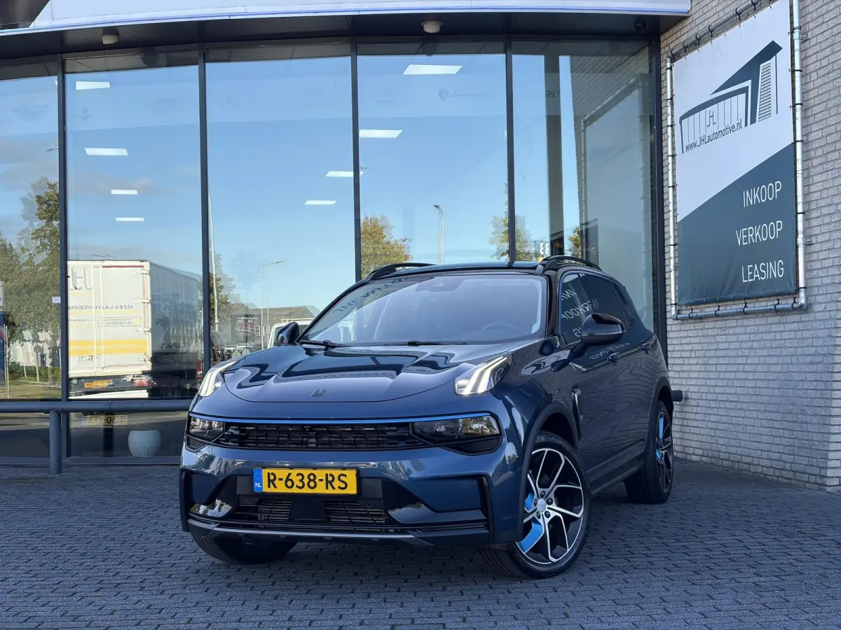 1.5*PLUG-IN*NAVI*PANO*CAM*ACC*CARPLAY*ECC*LED*