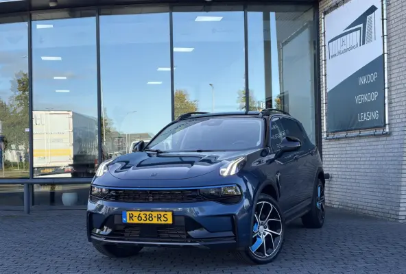 1.5*PLUG-IN*NAVI*PANO*CAM*ACC*CARPLAY*ECC*LED*