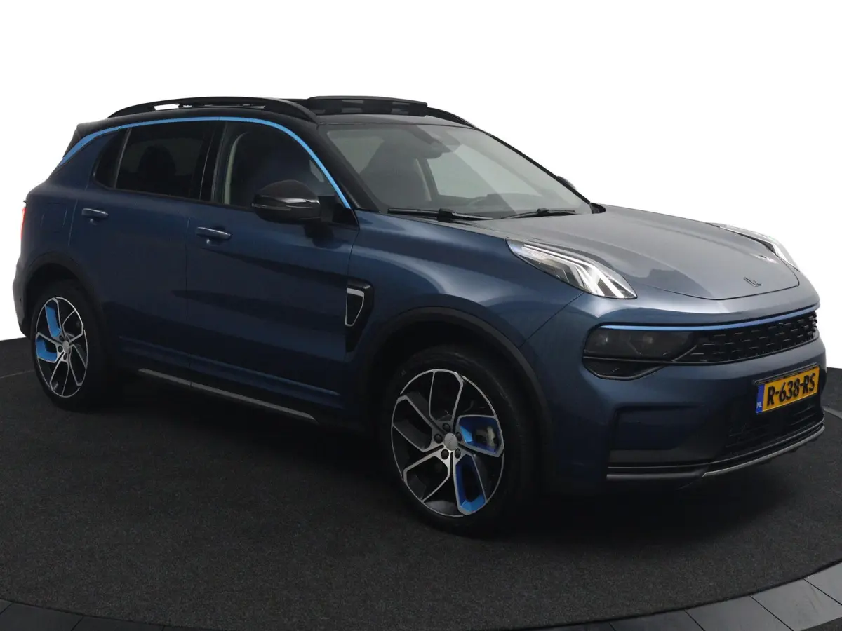 1.5*PLUG-IN*NAVI*PANO*CAM*ACC*CARPLAY*ECC*LED*