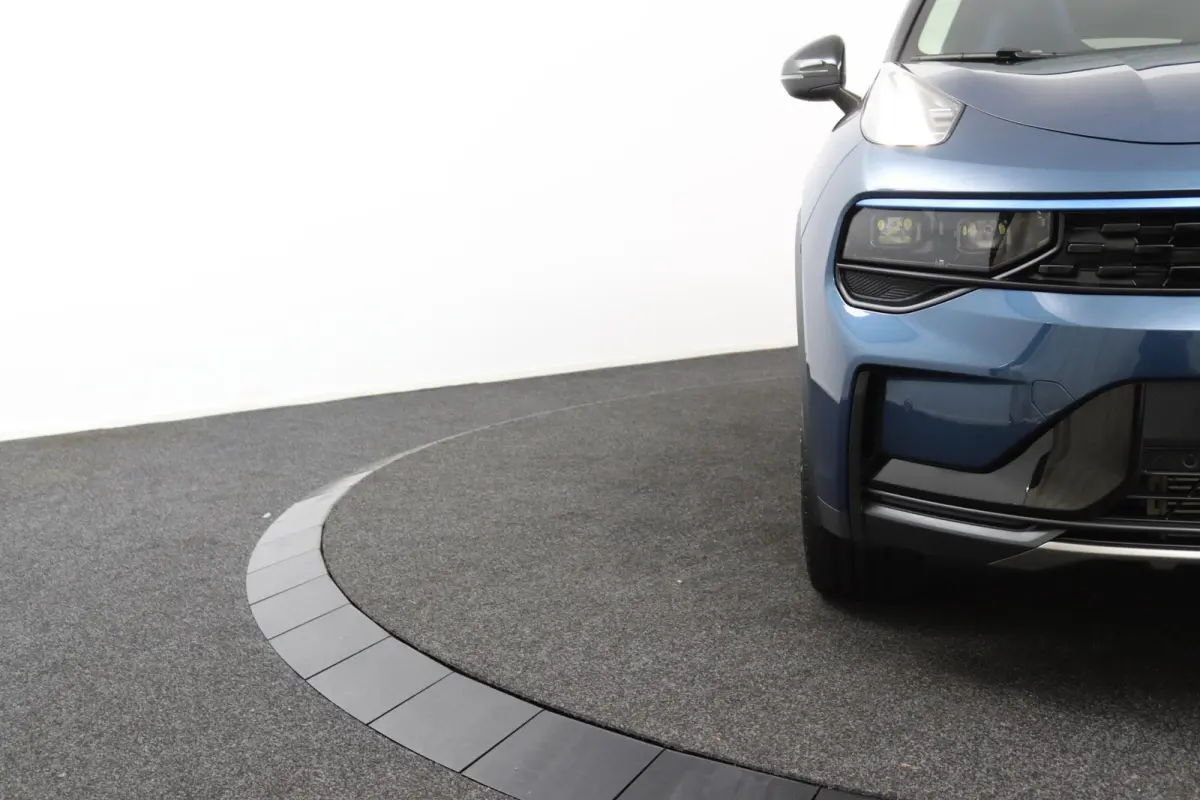 1.5*PLUG-IN*NAVI*PANO*CAM*ACC*CARPLAY*ECC*LED*