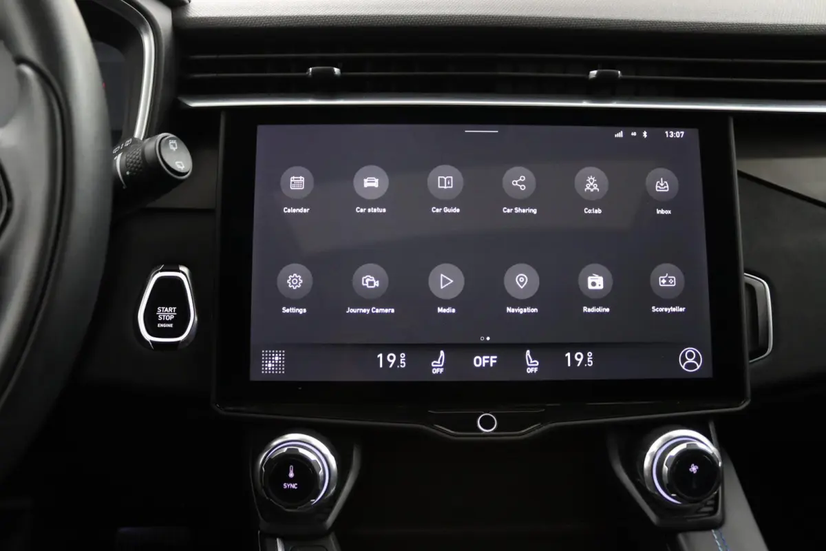 1.5*PLUG-IN*NAVI*PANO*CAM*ACC*CARPLAY*ECC*LED*