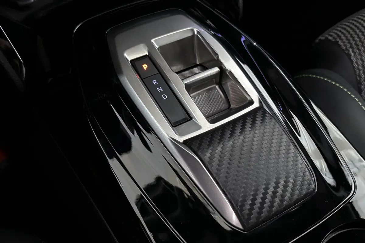1.2 Hybrid 145 GT Keyless Camera Dodehoek Adaptive Cruise