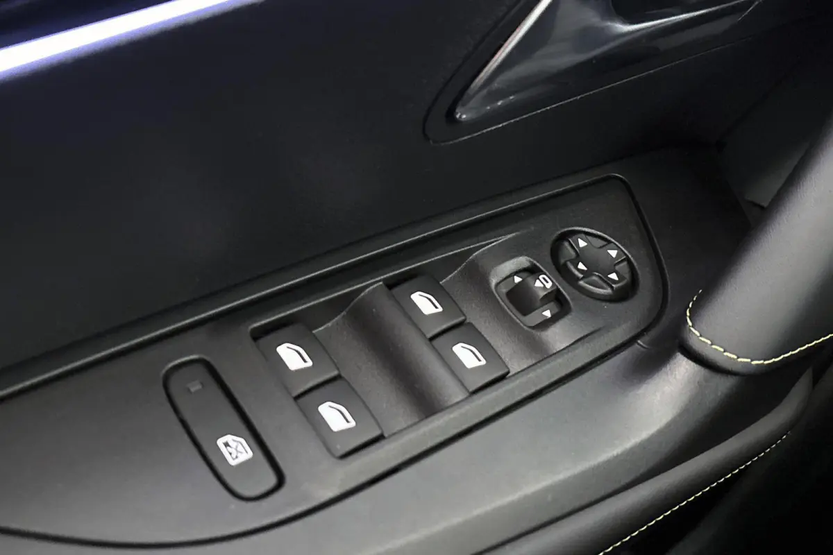 1.2 Hybrid 145 GT Keyless Camera Dodehoek Adaptive Cruise