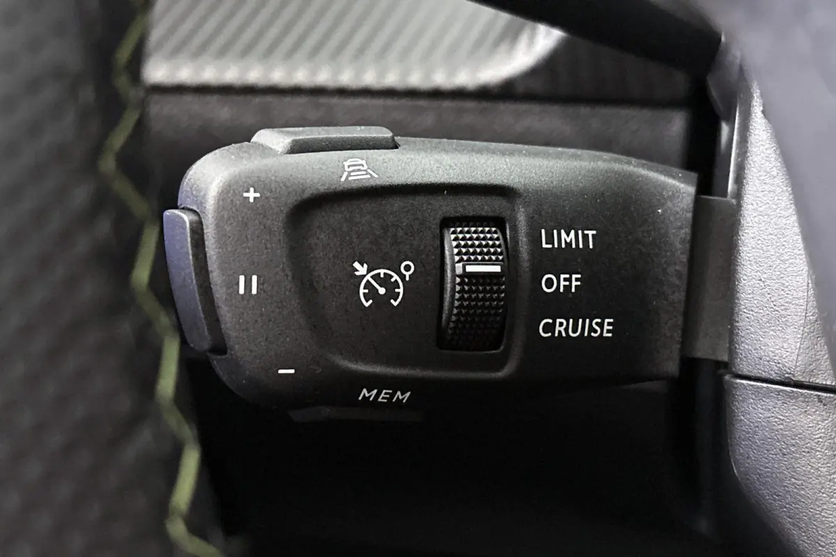 1.2 Hybrid 145 GT Keyless Camera Dodehoek Adaptive Cruise