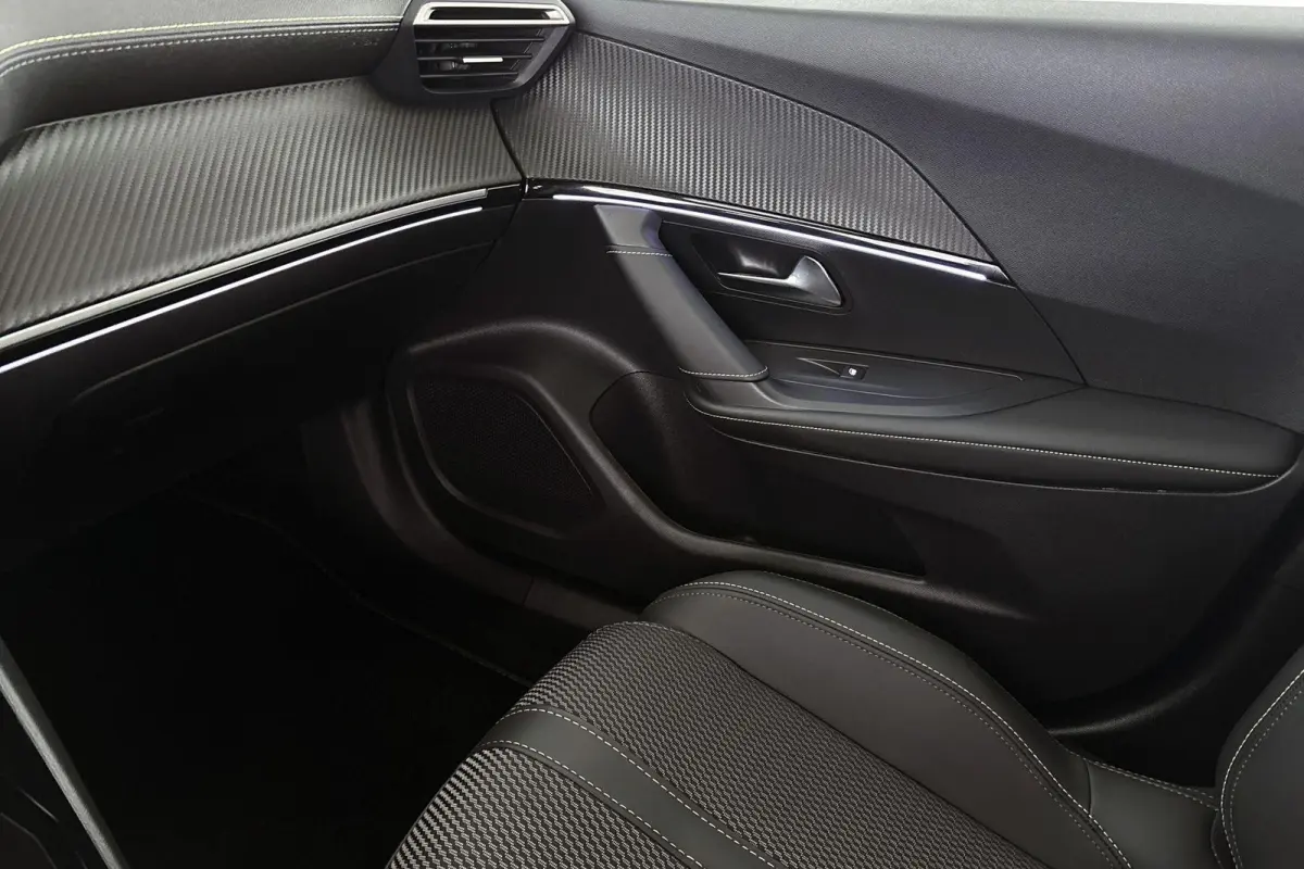 1.2 Hybrid 145 GT Keyless Camera Dodehoek Adaptive Cruise