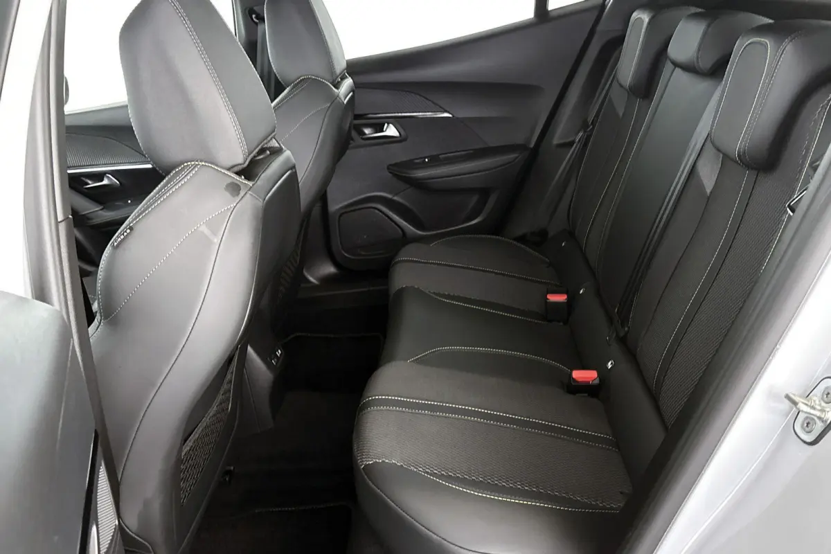 1.2 Hybrid 145 GT Keyless Camera Dodehoek Adaptive Cruise