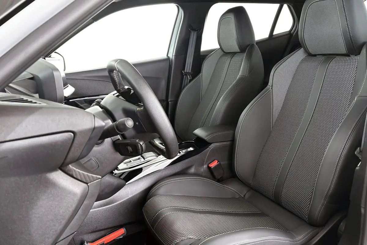 1.2 Hybrid 145 GT Keyless Camera Dodehoek Adaptive Cruise