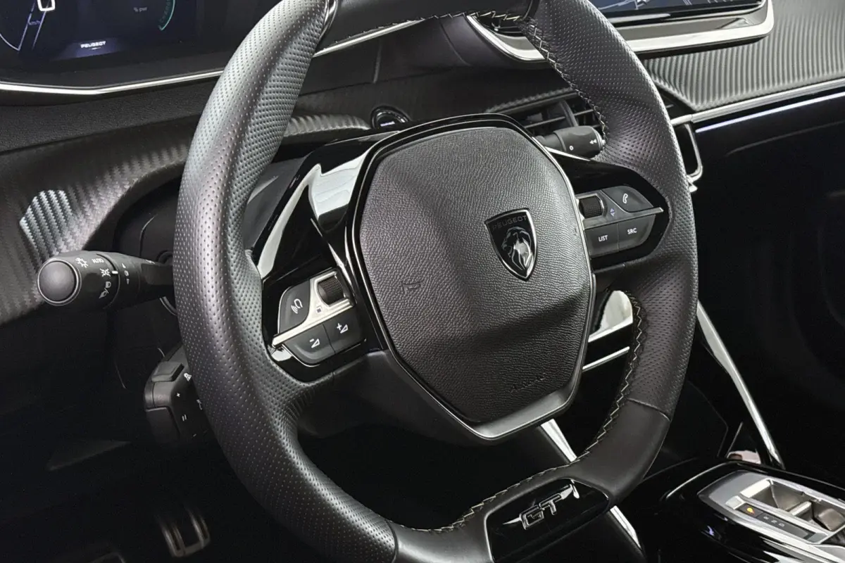 1.2 Hybrid 145 GT Keyless Camera Dodehoek Adaptive Cruise