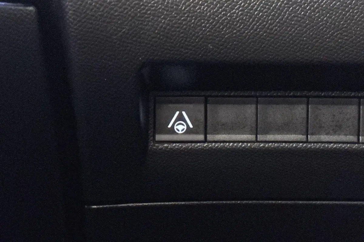 1.2 Hybrid 145 GT Keyless Camera Dodehoek Adaptive Cruise
