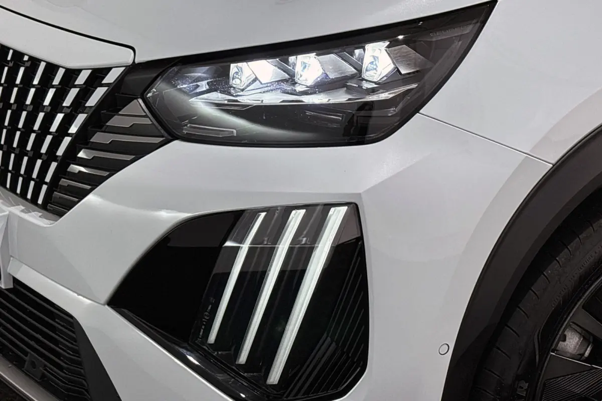 1.2 Hybrid 145 GT Keyless Camera Dodehoek Adaptive Cruise