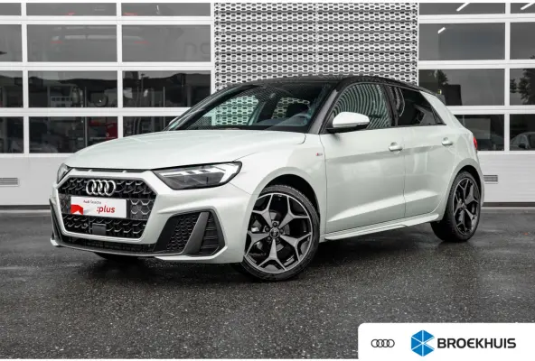 25 TFSI S edition | Stoelverwarming | Adaptive Cruise Control | | Apple Carplay/Android Auto|telefoonintegratie premium | Cruise control adaptief | Extra getint glas